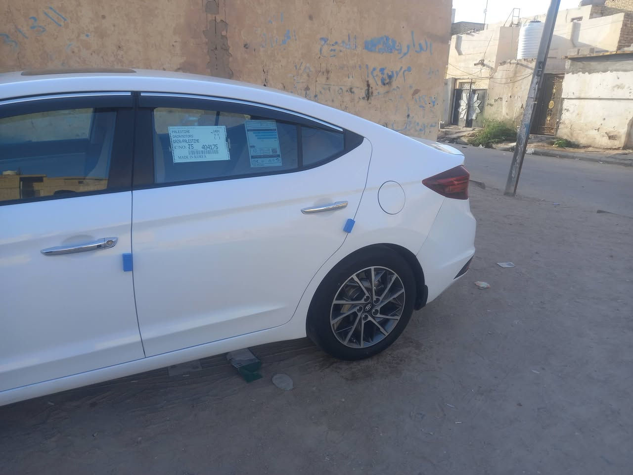 إلنترا خليجي ٢٠ فول واحد على واحد السياره كفاله عامه ما عدا البنيد بي صبغ مكينة كير حداديه تبريد جاهزه السياره حره تحويل السنويه ٣١ المكان ناصريه حي اور السعر ١٤٨ وبيها مجال تلفون ***********
