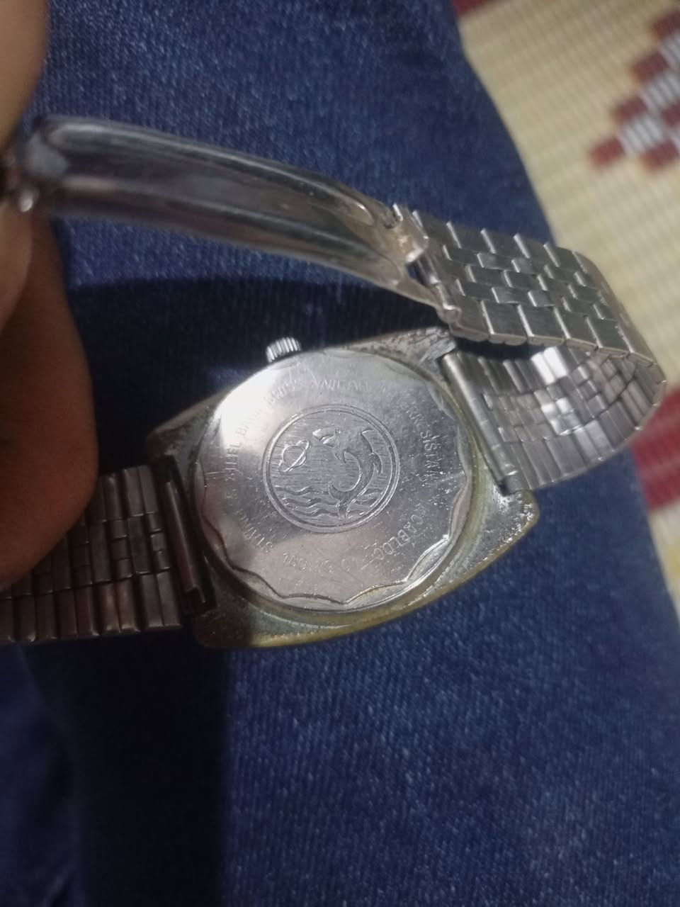 ساعات • لا تفاصيل