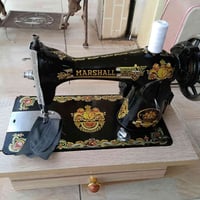 ماكينة خياطة • مارشال • نظيفة