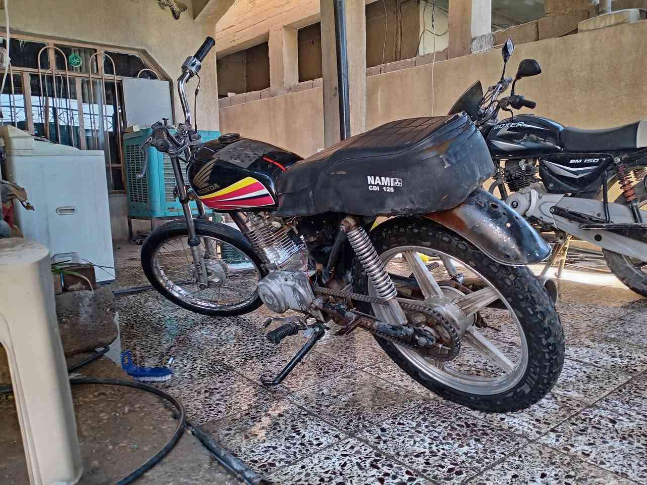 سلام عليكم دراجة نامة ارشة موديل11
 للبيع السعر 200و بيهة مجال مكان ديالى بعقوبة  لتصال واساب***********
