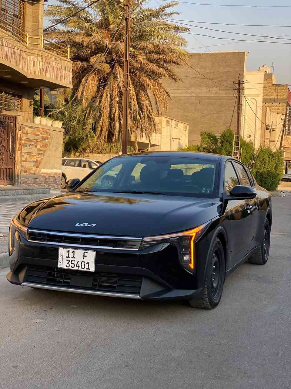 كيا K4 موديل 2025 كوري أصل بسعر مناسب وارد امريكي‏  زيروو ماشية 8 مايل فقط
‏ترقيم جديد باسمي شخصيا"
‏
‏محرك 2000 دوش كير 8 نمر

ماشية 8 مايل
‏
‏السيارة ليبل واحد حادث قطعة واحدة ونفسة مصلح  
‏بدون دواخل بدون إيرباك بدون سيرفس بدون بارد بدون خدوش خالية من اي نقص نهائيا" 
‏
‏مكفولة كفالة عامة عدا قطعة 1 مال حادث نفسها 
‏
‏فوول مواصفات  Ex  عدا البنوراما
‏1_بصمة + تشغيل ع بعد
‏2_ بصمة ابواب + ترحيب
‏3_ صندوق بصمة + صندوق ذكي
‏4_شاشه متصل حجم كبير 
‏5_فول قيادة ذاتيه مع تحديد مسار 
‏6_فول تحكم ستيرن 
‏7_تبريد متصل مع شاشه لمس 
‏8_منافذ شحن خلفية 
‏9_سايد بريك كهربائي 
‏10_مانع انزلاق 
‏11_نقاط عمياء 
‏12 _ تحكم وضعيات قيادة
‏13_رادار امامي وخلفي وجانبي 
‏14_فول حساسات توقف ذاتي 
‏15_لد امامي مع عدسات زنون
‏16_لد خلفي 
‏17_شحن واير لس 
‏18_كاميرا خلفية 360 درجة دقة HD
19_تدفئة كشنات + ستيرن
20_ويل + تخم تاير جايات بيها م أميركا
‏
السونار + صور الحادث موجودات جدد
‏السعر : 163 $
‏رقم الهاتف : ***********
‏العنوان : بغداد المنصور - علي الصالح

