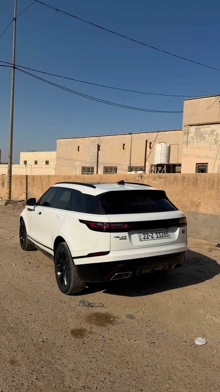 رانج روفر فيلار 2019
R dynamic hse 
6 سلندر سوبر جارج 

فول مواصفات 

جكات ٣ وضعيات 
رادار امامي وجانبي وخلفي 
حساسات 360 
سماعات ميريديان 
تدفئة كشنات امامية وخلفية 
٦ وضعيات قيادة 
فول فول موصفات 

وارد امريكي بدون صبغ بدون ايرباك بدون دواخل
فقط مبدل جاملغ امامي شركة 

ماشية 100 الف مايل 

السعر 280 ورقة وبيها مجال بسيط 

*********** 
واتساب او ماسنجر
