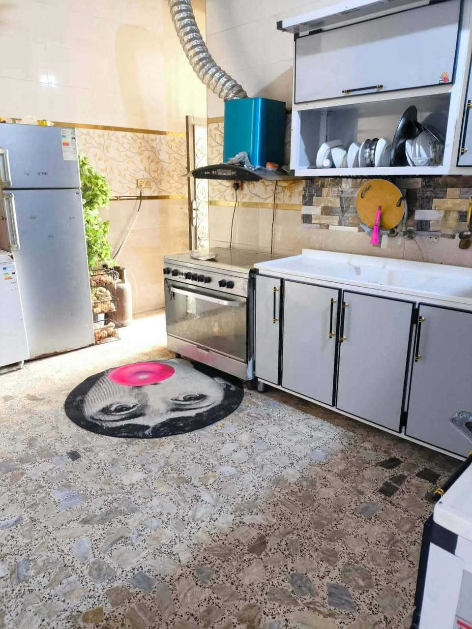 🔥عرض جدا مناسب  🔥
بيت للبيع المساحه 100 متر #طابقين  حي النداء شارع مجمع بيتي عمود 54 خلف مول بغداد يبعد عن الشارع العام 100 متر فقط سعر البيت 70 مع المجال يحتوي على
#غرفه عدد 3 
#صاله عدد 2 
#مطبخ
#استقبال
#حمامات خارجيه وداخليه

شغل جناي البيت نضيف جدا
#ملاحضه الطابق الارضي جاهز والطابق الثاني هيكل ومسكوف 

للاستفسار ***********
