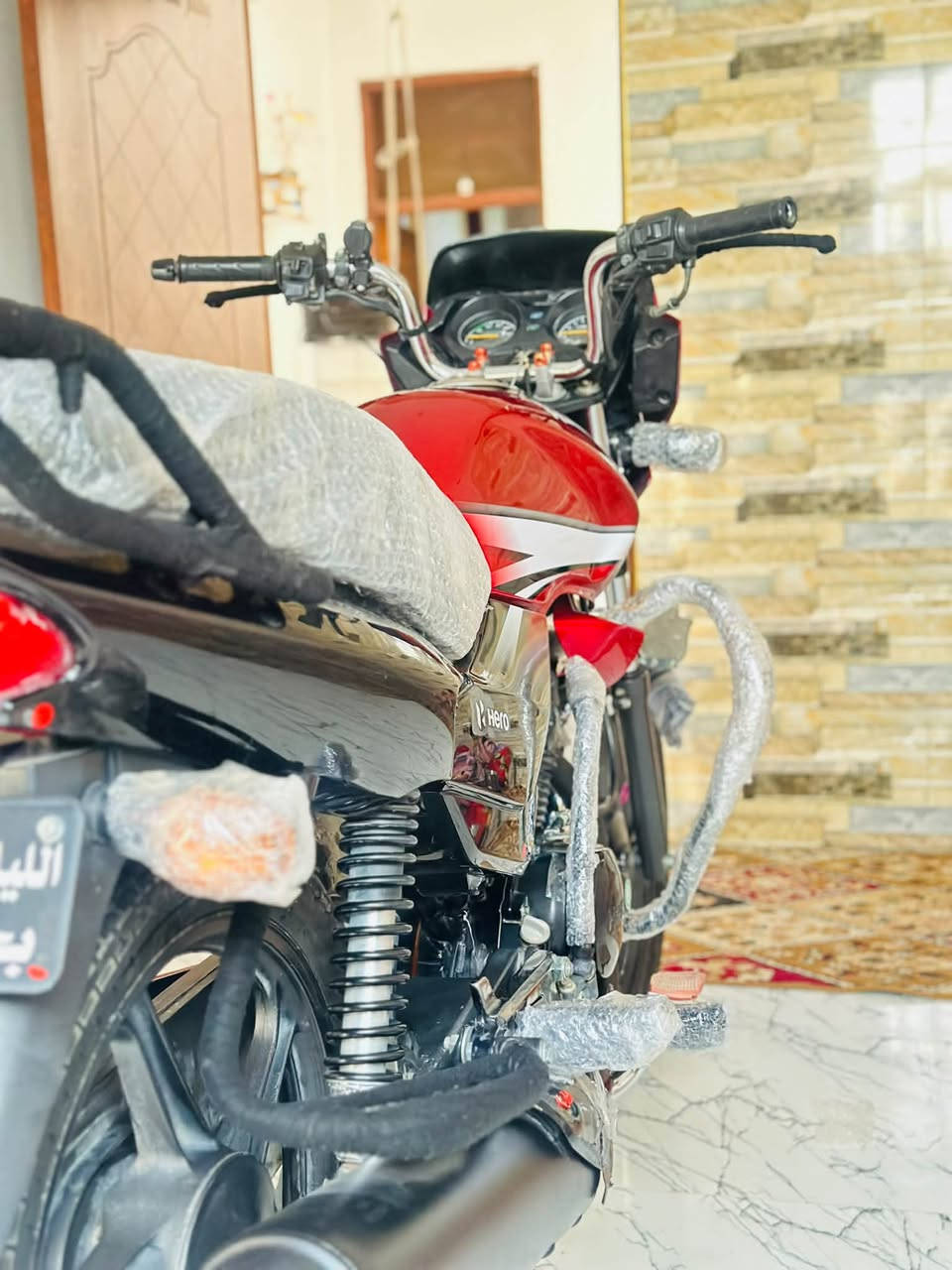 هيرو 23 • اوراق • كوت