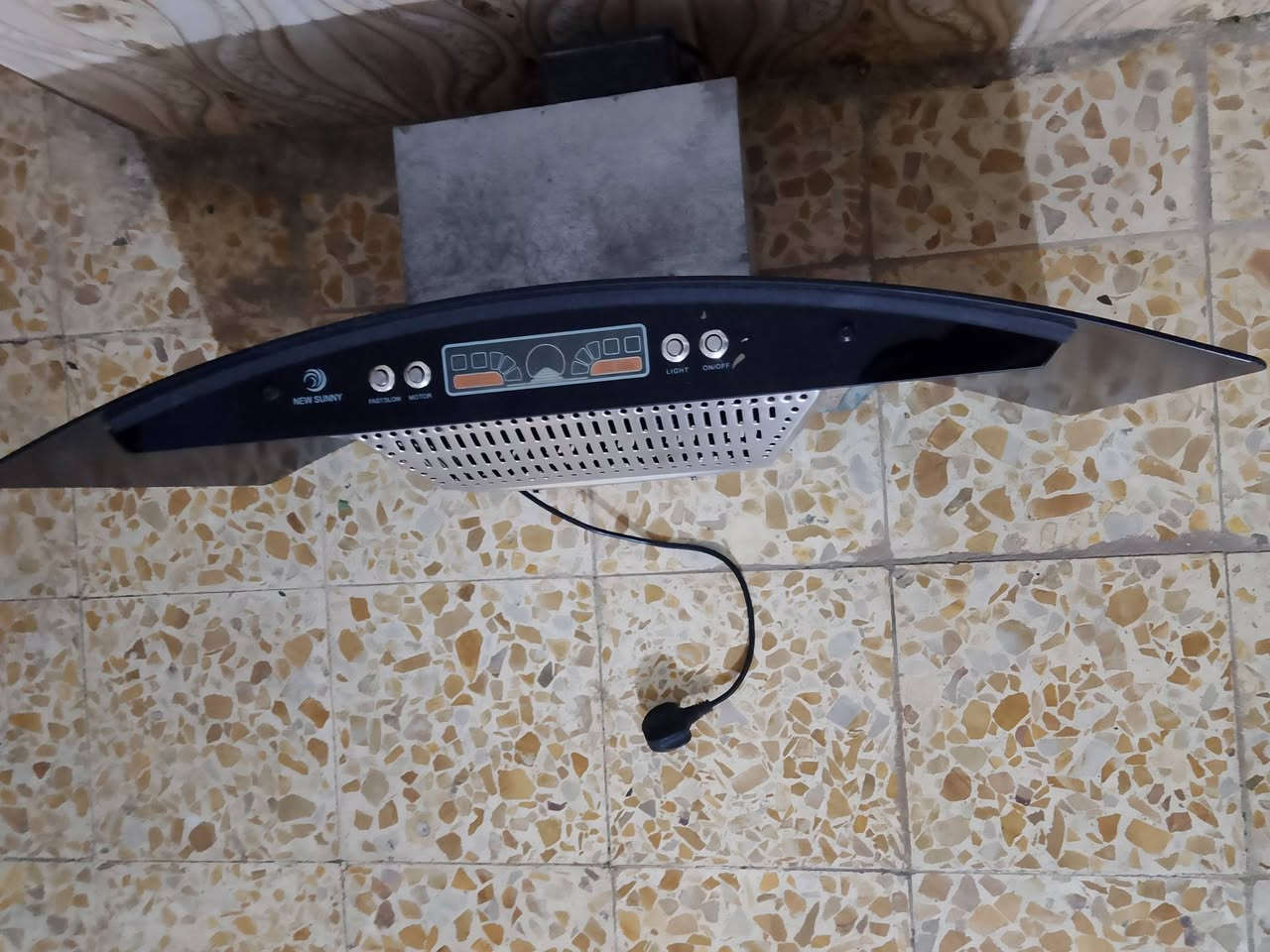 السلام عليكم ساحبه مال  للبيع النظافه مثل ما تشوف مفوله وماطور ماء نظافته همه جديد ما مستعملات هواي الغراض شيء قليل الساحبه سعرها 85 والماطور سعره 40 وبهن مجال شيء قليل  المراسله واتساب  ***********
