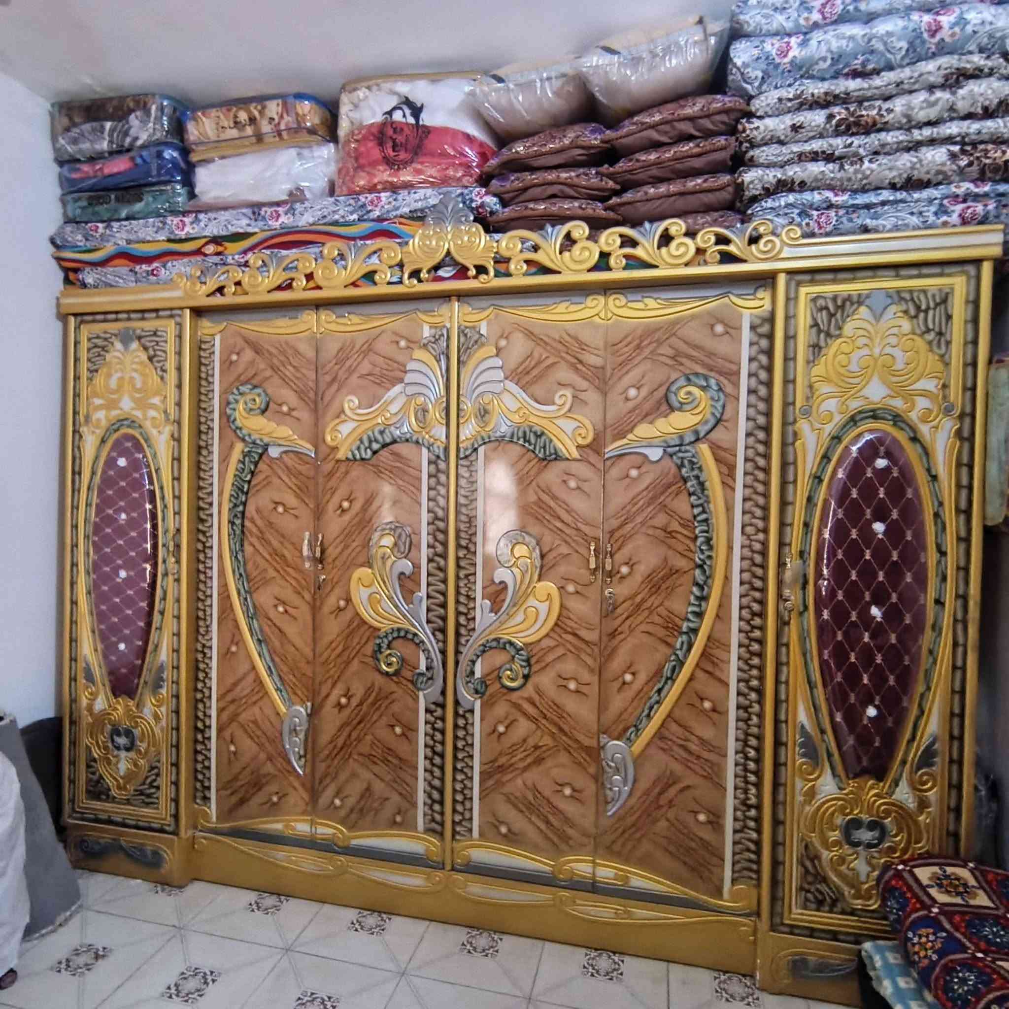 غرفه خشاب عراقي% للبيع السعر 900 بيه مجال ***********
