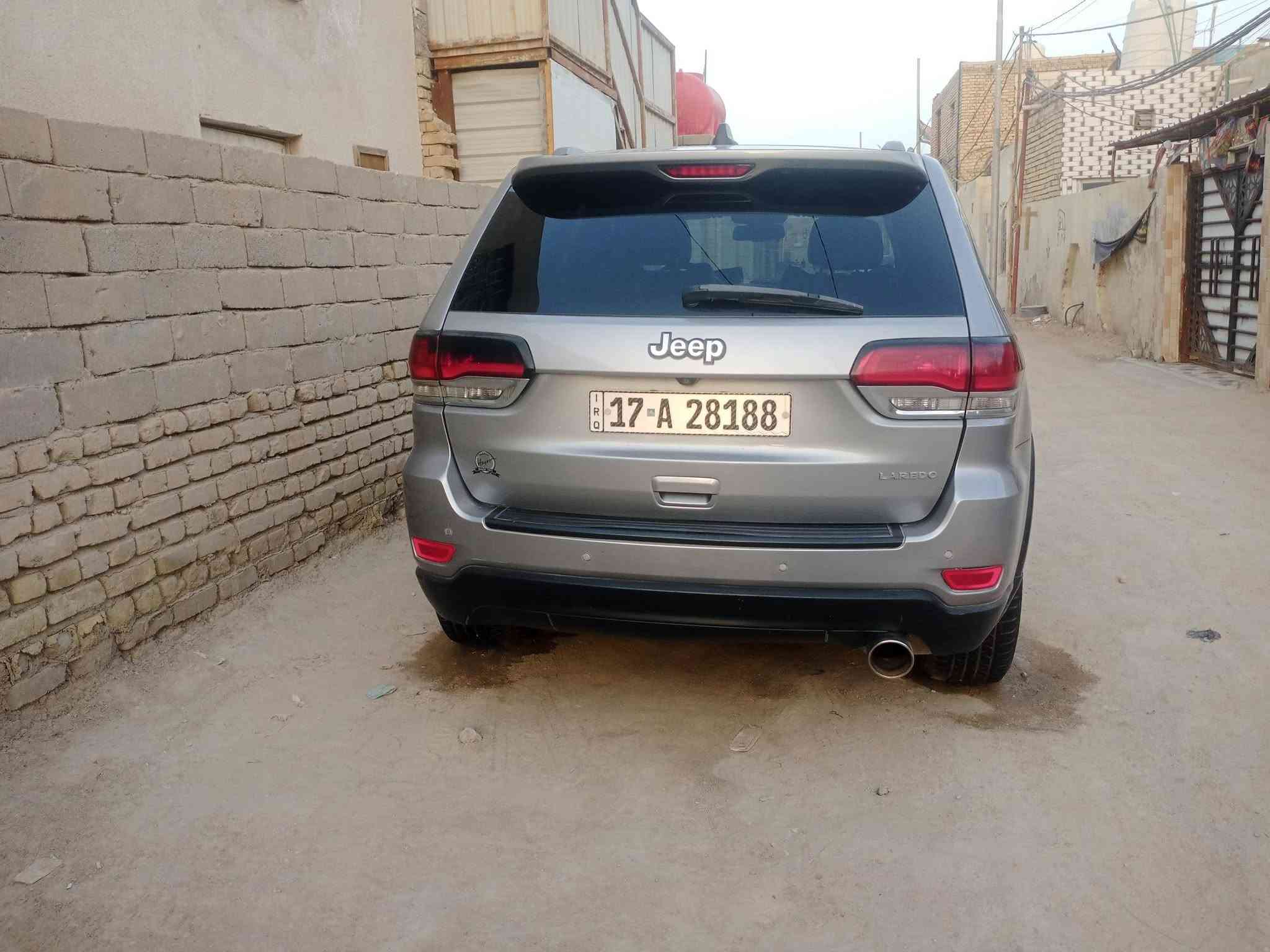 سلام عليكم جيب لاريدو للبيع اصل بسمي مشروع وطني فول عدى الفتحه حساسات خلفيه رادارات جانبيه توقف ذاتي عند الاقتراب شاشه جبيره كامره دواره منضومه زنون اصلي كير ومكينه بالكرتون شرط الفحص حداديه بالكارتون تبريد ثلج ترحيب عن بعد تشغيل عن بعد لايت لد 3 انضمت قيادة سبورت وايكو وعادي تدفئه وتبريد بالكشنات تحكمات ستيرن سنويه لل 2031 بسمي تحويل ثاني يوم كشنات جلد كهرباء ويل نجمه للبيع او مراوس عنوان ناصرية مركز ه‍ــ(***********) بيع او مراوس ترهم
