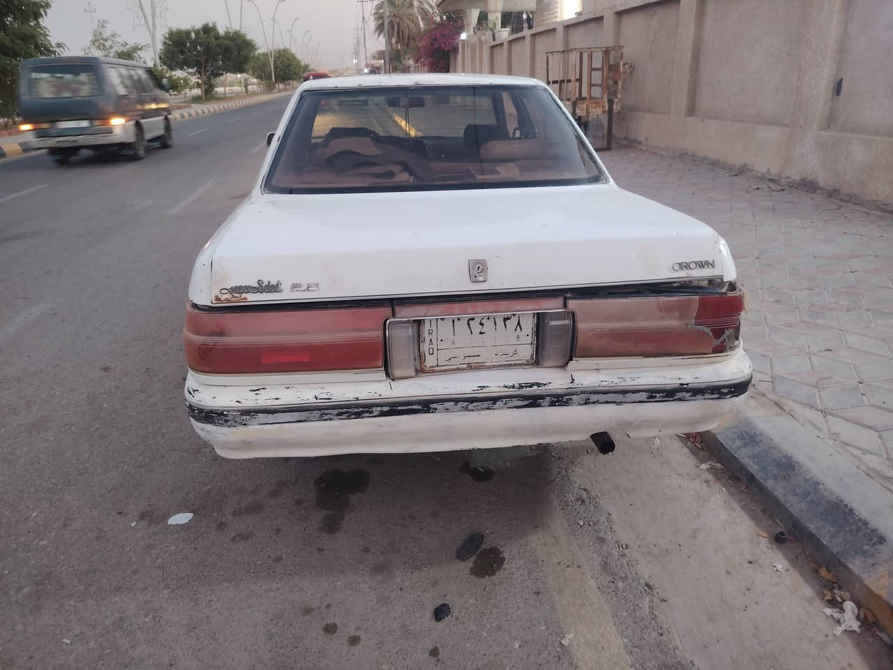 السلام عليكم هارتوب ٩١ للبيع مكينه كير ٣٠٠٠ رياضي مكفولات والباقي شوف العين السعر ١٨ وبيه مجال السياره تحويل  مكان واسط ***********
