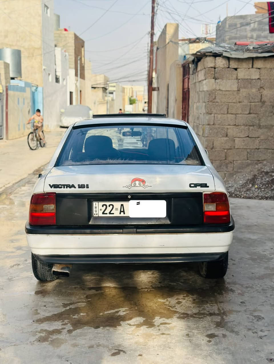فكترا حجم 18 
كير توماتيك 
السياره شرط لا صبغ ولا ضرر 
المحرك بي اثر نفخ
شرط التحويل 
العنوان موصل الرشيدية 
بيع نقد فقط
***********

