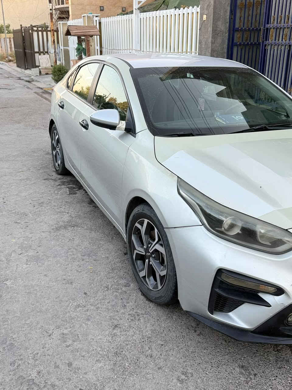 سلام عليكم 
كيا فورتي موديل 19 مصبوغه حزام
حادثها جاملغ خلفي وقبق جنطه وبنيد
ايرباك ستيرن 
كير at 
معوقين بعد 5 ايام تصير حره
95 وبيها مجال قليل مستعجل ع بيع 
مكاني بغداد
 حي الجهاد 
***********
