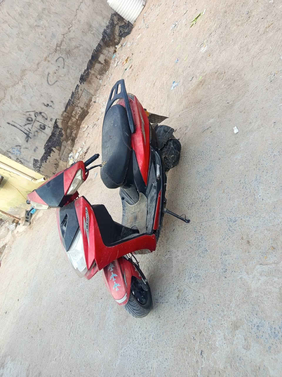 للبيع دراجه سكنس مديل 2021
دراجه مجفته بوشه وبستم فقط نقصها راجز مال سلف وهندر عرموطه مالته طاكه فقط سعرها 150 وبيها مجال مكاني النجف كوفه ***********
