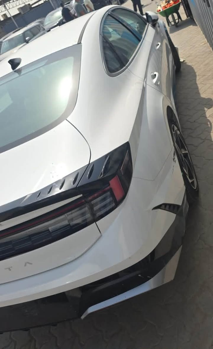 *هونـداي سونـاتــاموديـ2026ـل*  زبد ابيض شحم
*السعر160$مصلح وكامل واصل للميناء*

ترهم على كتاب الشهداء 

‏
‏ ملاحضه جميع السيارات ألتي تنشر  بدون كمرك بمعنى داخل منفذ سفوان او ميناء ام قصر 
رابط الواتساب @
‏

https://wa.me/9647855581533
‏
عنوانه البصره 
‏
‏للأتصال فقط هنا
***********
