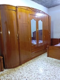 مكلف بلنشر غرفه تسكام نجاره صاج زان مصري900 وبيه مجال مكانه حله للاستف...