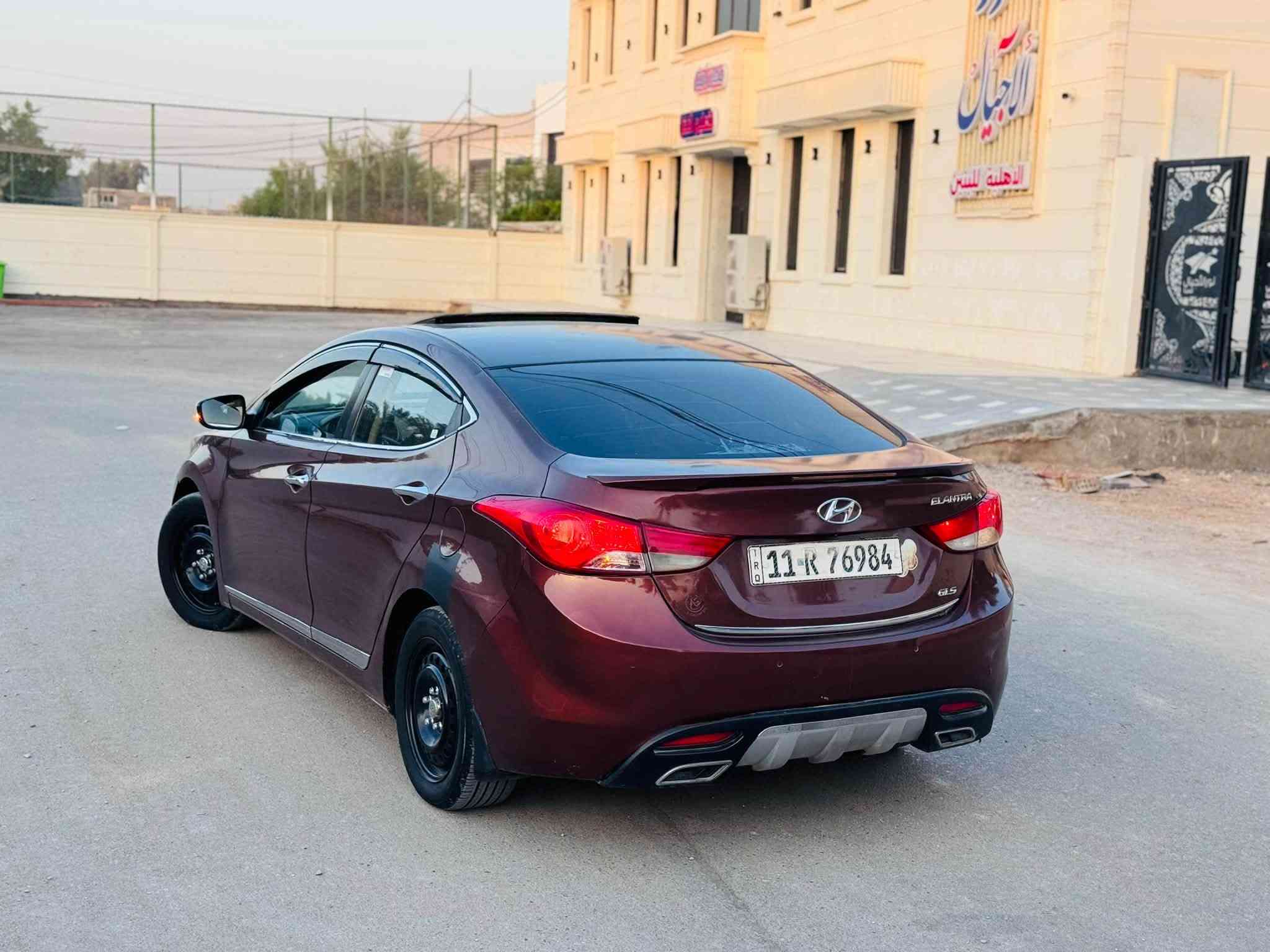 النترا خليجي موديل 2014 مكفوله عدا قبق الجنطة فقط صبغ اثر جراد بدون اي حادث فول موصفات بصمة رقم بغداد بأسمي مكان السيارة بابل قضاء القاسم 

السعر ب99

*********** 
***********
