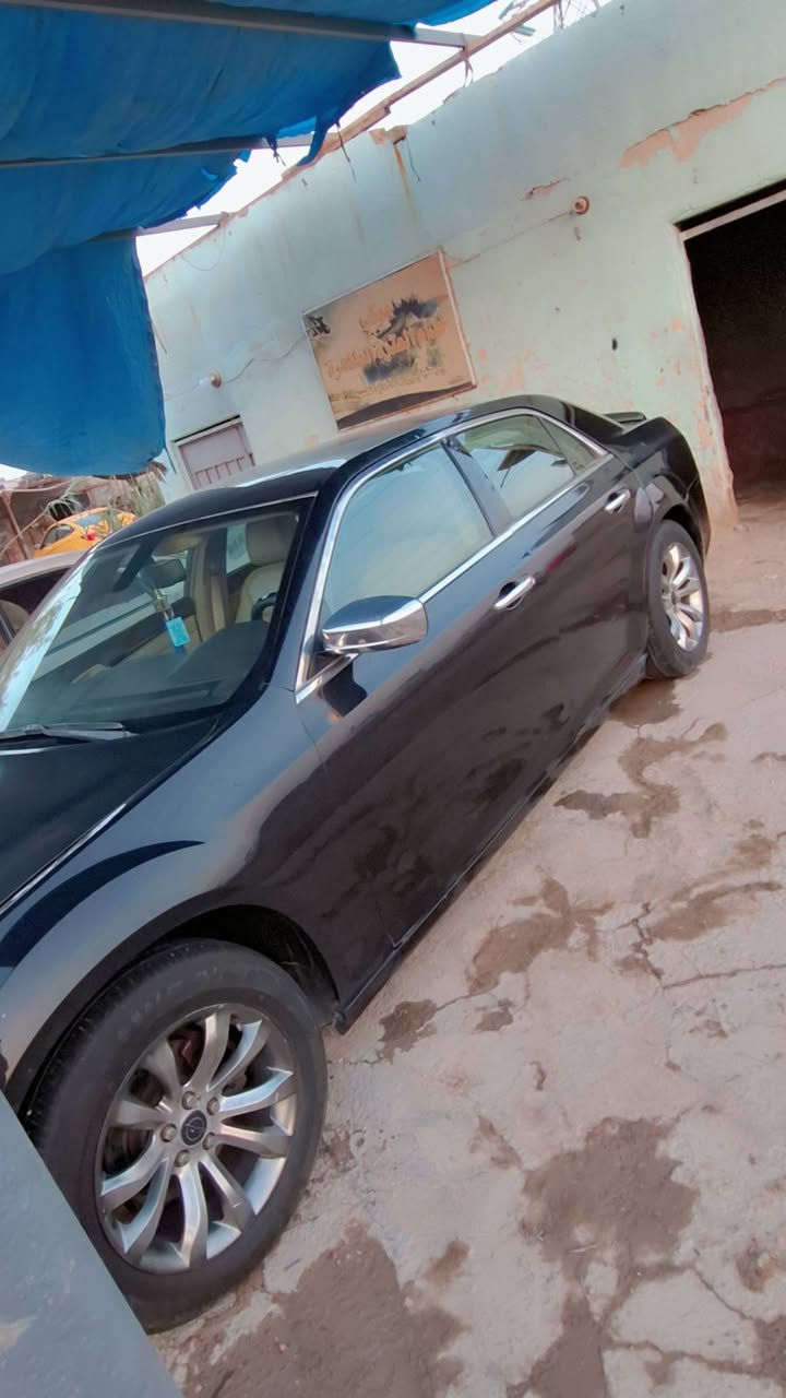السلام عليكم اوباما للبيع موديل 11  رقم اربيل مكينه بل جيس شادينها بل جديد حداديه وتخم تاير وكير وتبريد عل شرط مكان السياره ديوانيه معارض الديوانيه السعر 165 وبيها مجال للشراي للاستفسار اكثر الاتصال علا الرقم *********** اخوان اني مكلف بل نشر
