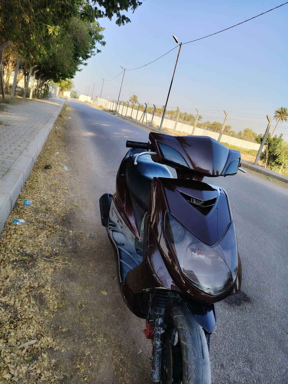 ردراجه سكنس فحل (ياباني) كابريتر للبيع دراجه كلشي ما عايزه خير من الله فقط باتري مالته تعبان  تجيي تفحص كفاله برغي واحد ب مكينه ما مفتوح سعر خاص وهذا رقم تلفوني *********** مكاني شاميه سده شراي يخابرني
