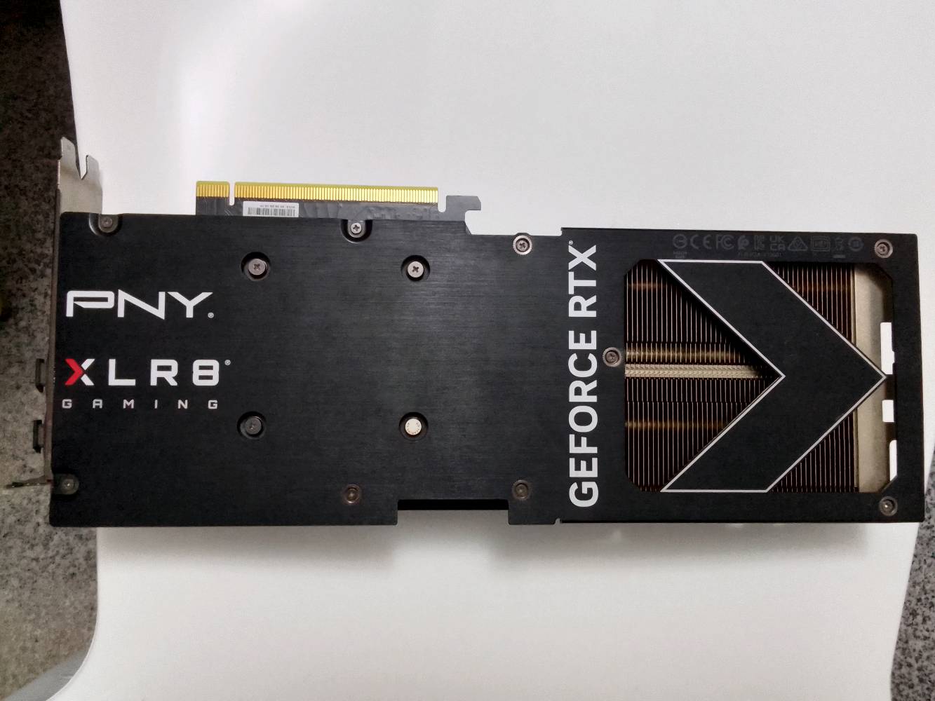 RTx 4060 ti 8gb ..كارت شاشة نظيف جدا واستعمال خفيف جدا للبيع مع مجال بسيط ...077039790...