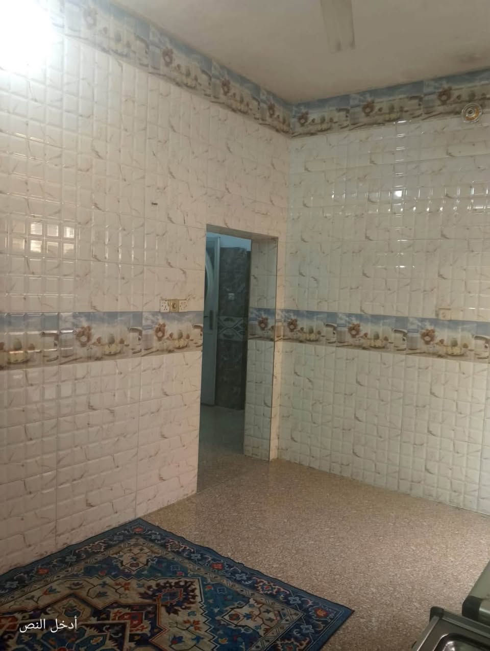 دار البيع  10X10
الشعله شارع الغربي قطاع 7مجاور حسينيه حبيب ابن مضاهر  فرع العماره الخضره يحتوي البيت على غرفتين منام وستقبال وباقي الخدمات مثل مواضح بصور  استفسار اكثر ***********
