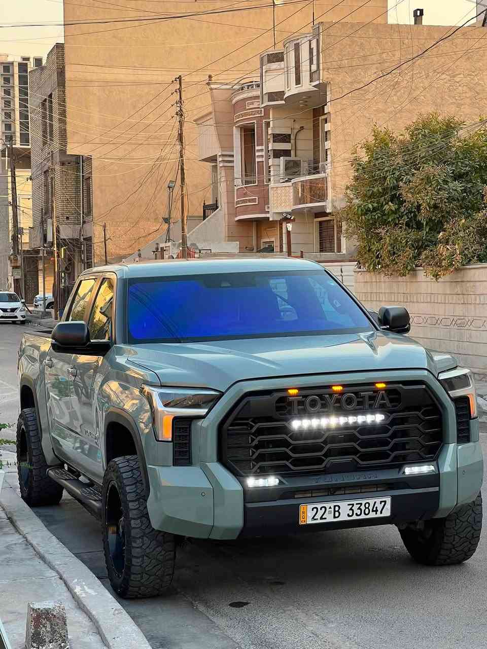 السلام عليكم
تويوتا تندرا 
2025
وارد أمريكي 
كلين تايتل 
رقم أربيل ب اسمي 
ماشيه 20 ميل 
بيها فقط الدعاميه الاماميه صبغ فقط 
مواصفات عاديه بصمه + كشنات كهرباء 
باب خلفي كهرباء 
السعر : 420$ ورقه 
المكان : بغداد العامريه قرب خدمي المطار 
للاستفسار : ***********
