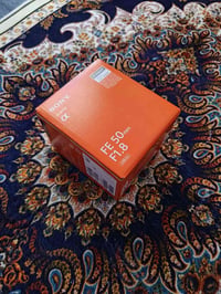 Sony 50mm 1.8 غير مستخدم فقط فحص(قبل ايام اشتريتهة) غيرت رئيي لل85 للأ...