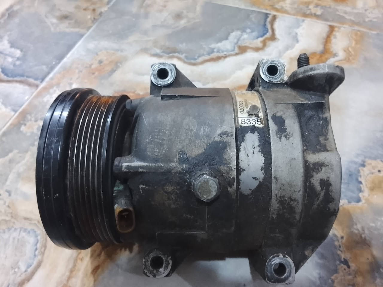 جاملغ ايمن اوبترا ايرادله سمكره بسيطه السعر 10 الف 
وكمبريسر اوبترا 20 الف 
بغداد  خلف كليةوالفرابي ***********
