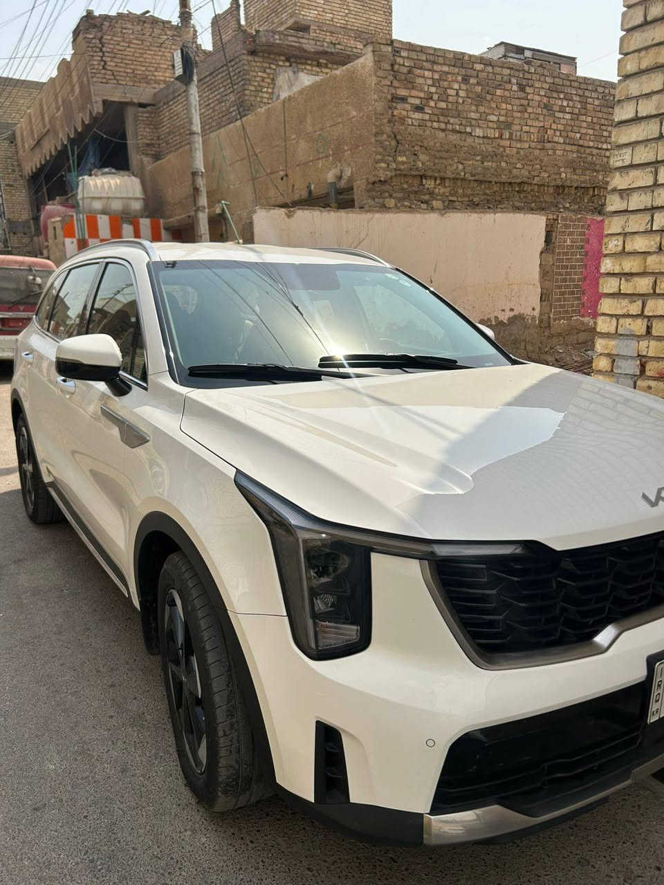 السلام عليكم سورنتو ٢٤ للبيع او مراوس خليجيه مكفوله كفال عامه من صبغ والبارد ماشيه ٢٧ الف دات شو رقم شمالي تحويل فقط بصمه كراسي كهرباء شاشه كامره حساس امامي خلفي سايد بريك ***********   مكاني بغداد الكرعات
