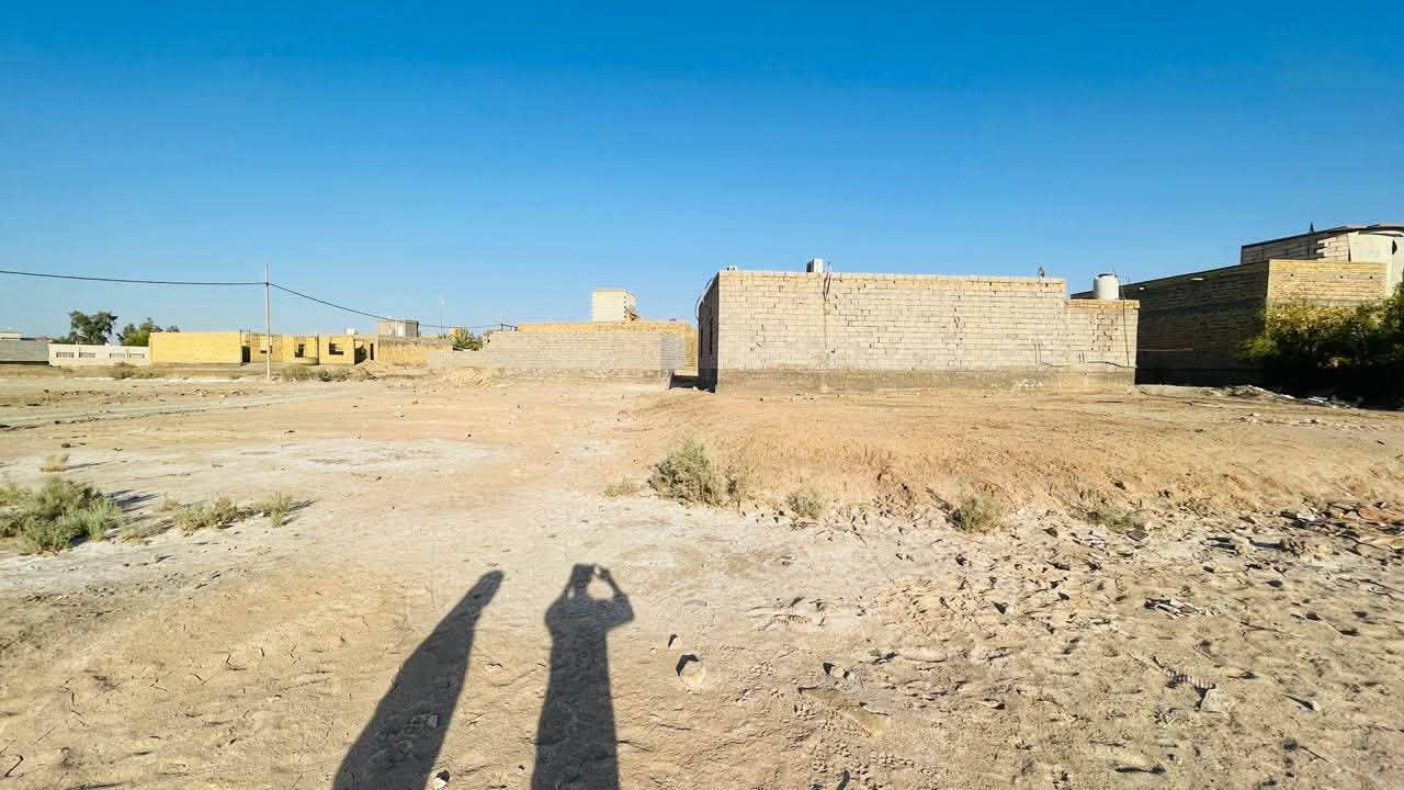 قطعه زراعي للبيع
مساحه 300 متر 

وجه 12 ونزال 25 

طريق سوك فضليه نزله مدرسه الامام الباقر تبليط قريبه للشارع لعام مسافه 200 متر 

كافه لخدمات متوفر كهرباء ماي تبليط قريب مدارس مستوصف 

السعر جدا مناسب 8 وبيه مجال للشراي 

لاستفسار والتواصل خاص او على الارقام لتاليه

ابو امير  :  ***********

منتظر حازم :  ***********

نستقبل كافه العروض الطابو والزراعي بيع وشراء في جميع مناطق سوك الشيوخ في مكتب الأمير للعقار  حي الجوادين قرب الصيدليه مباشرتا
