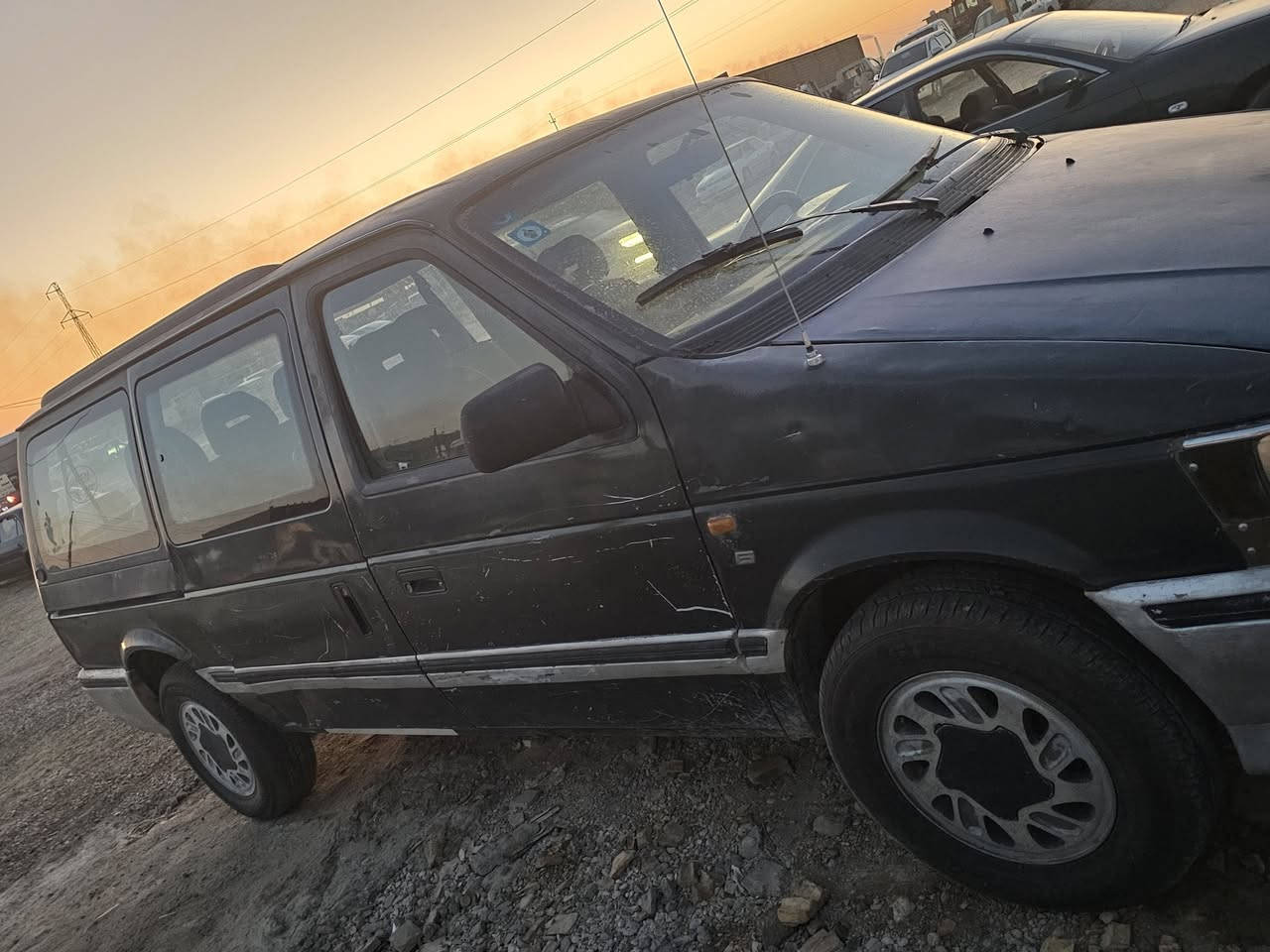 دوج كرايسلر • ١٩٩٤ • ٧ راكب