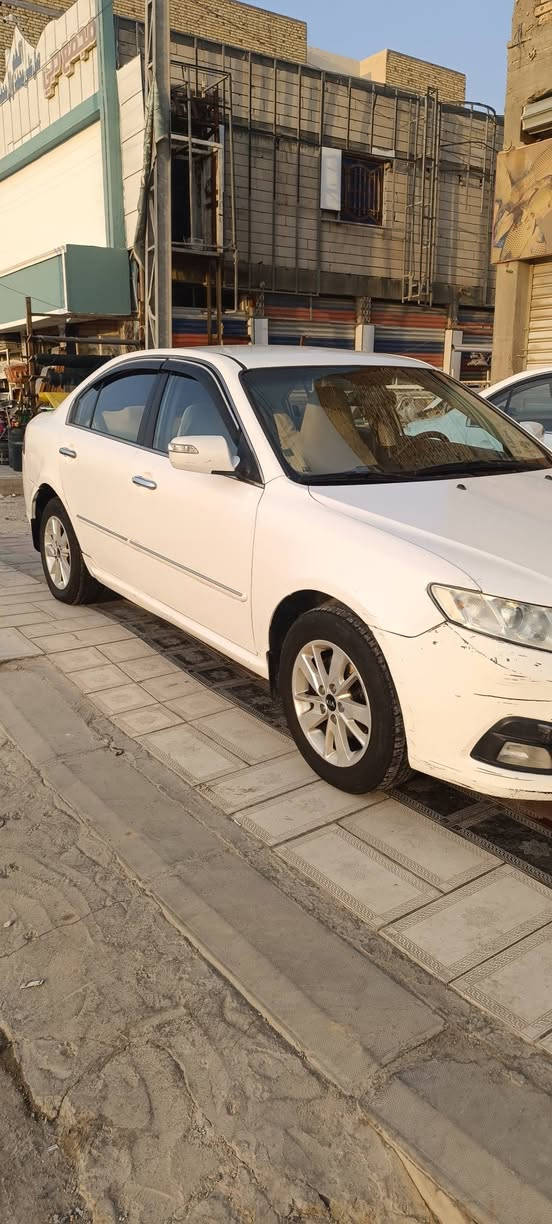 السلام عليكم كيا اوبتيما للبيع
السعر 107 وبيهه مجال

***********
