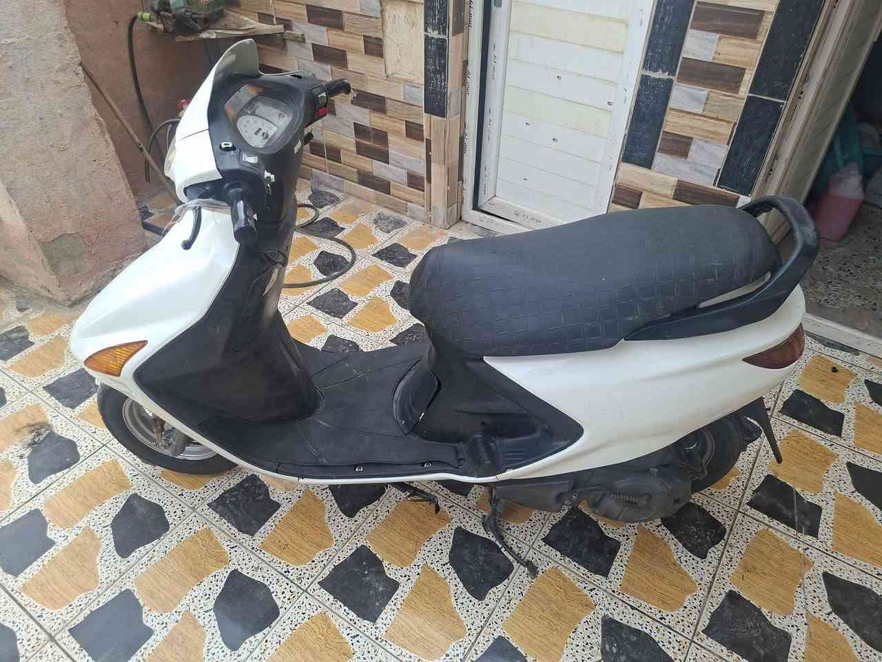 فراشه فحل ما مفتوحه للبيع العنوان بني منصور الاتصال على الرقم ***********
