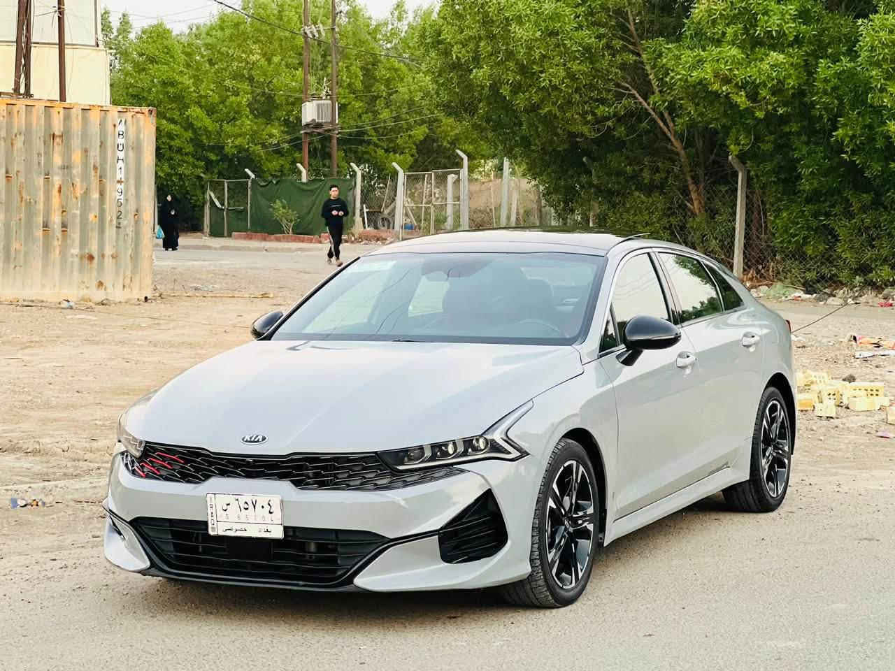 السلام عليكم 🧿
للبيع كيا K5 
ماشية (38m)

 الفئة جيتي لاين
المديل /2021 
رقم بغداد معوقين 
الضرر بنيد وجاملغ بدون دواخل 
 السعر.  (158. بيها مجال )
1 حجم المحرك 4 سلندر 1600 تيربو 
2 كامره +رادارخلفي+رادار امامي+ رادار جانبي مانع اجتياز  
3 بصمه ابواب وتشغيل عن بعد 
4زنون عالي وناصي
5مقاعد جلد اصلي احمر مختوم جيتي 
6سقف بنراما
7مقاعد الامامي كهرباء 
8هاند بريك بصمه 
9تحديد مسار 
10شاشا كبيره مع كامره دواره
11 ستيرن رياضي D شعار GT LINE
12 مثبت سرعه
13شحن هاتف 
14 اشاير بل مري 
15نضام قياده ايكو + سبورت + سمارت + نورمال 
وباقي المواصفات المعروفه في فئة جيتي لاين 
مكان السياره بغداد البياع
ومراوس بكورلا هايبرد فقط 
   .***********
.
