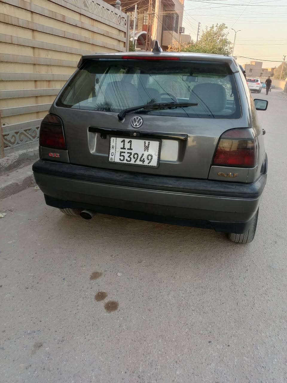 السلام عليكم كولف نفخ موديل 92 رقم بغداد دولي هزه جديده وسنويه جديده تحويل ثاني يوم محرك 2000 كير اوتو جدد كهربائيات كلهه شغاله تبريد ثلج صدر امامي وخلفي جديد تخم تاير جديد ويل كب منضومه زنون سياره جديده داخلهه جديد سنتر لوك بلادي مصبوغة جماليه بدون حادث سياره كلشي بيهه شغال وبلادي سعر 38 وبيهه مجال مكاني بغداد الزعفرانيه رقمي ***********
