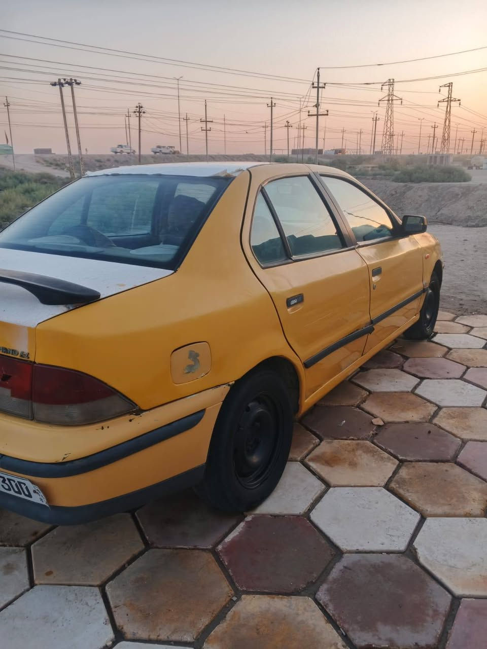 سلام عليكم سياره جاهزه وحلوه مكلف بنشر وسعر بلاش 1200يعني مليون و200الف هاذ رقم الولد راعيه وتصلو وستفسرو انا رجال مكلف ماعرف تفاصيل
***********
