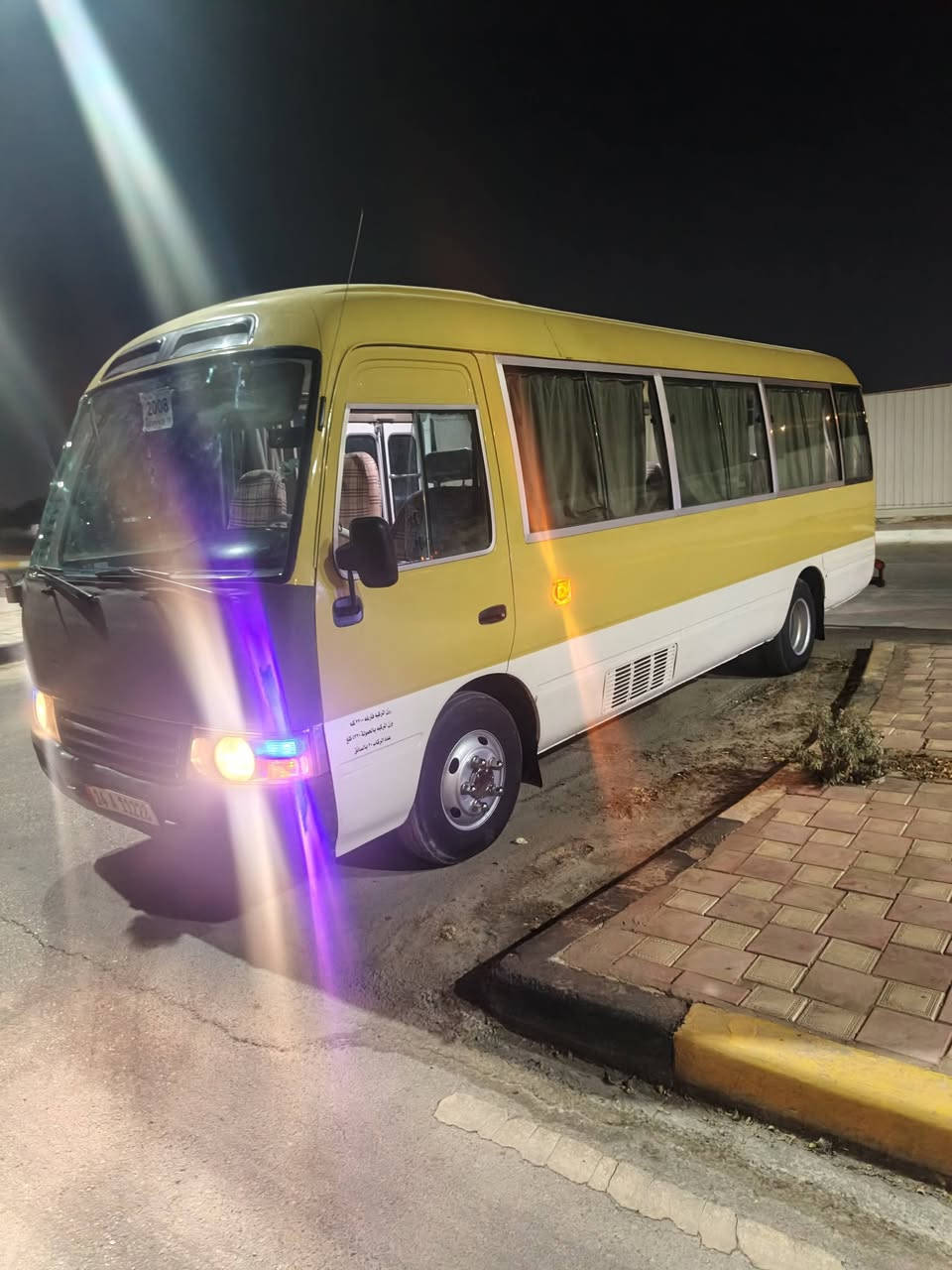 سلام عليكم كوستر البيع مديل ٢٠٠١مكينه كير جدد تيريد محور ثلج حدايه سياره جاهزه بس اكسل بي ونه خفيفه ~منضومت غاز ٨٠التر كايه كشنات جدد رقم دوالي تحويل مصفره سنوية ال ٣٠سعر ١٦٠مكان كربلاء حي صحفين***********

