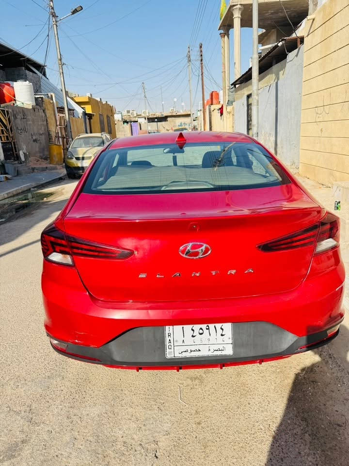 الانترا مديل 19 وارد امريكي حادثه جاملق وبنيد بدون دواخل فقط تبديل بنيد  بدون اي ضرر داخلي بصره معوقين وحره السياره مكينه 2000 دوش سياره جاهزه مراوس فقط ب نيسان سني العده يتفضل عل واتساب ***********
