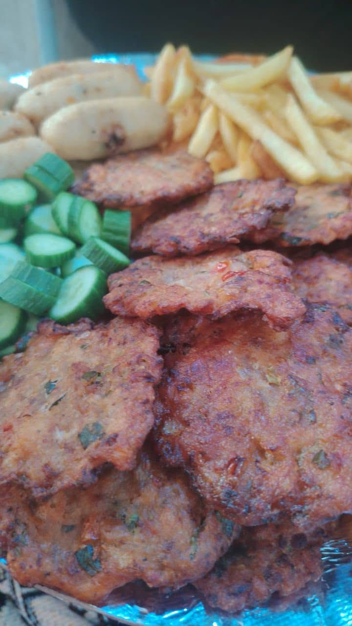 حسب الطلب • كبه لحم • معجنات