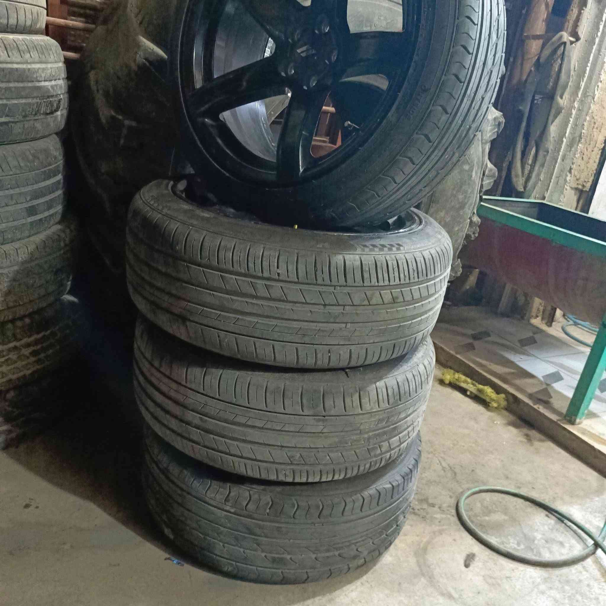 تخم ويل خسفه قويه السعر 390الف  بيهن فقط فطور ومصلحات لا عواج ولا ضربه مع تخم تاير اخو الجديد 90٪  بس التايرات سعرهن مشتريهن ب400الف تريد فقط الويل ابيعلك تريد ويل وتاير ابيعلك  ‏‪***********‬‏ مكاني ديالى
