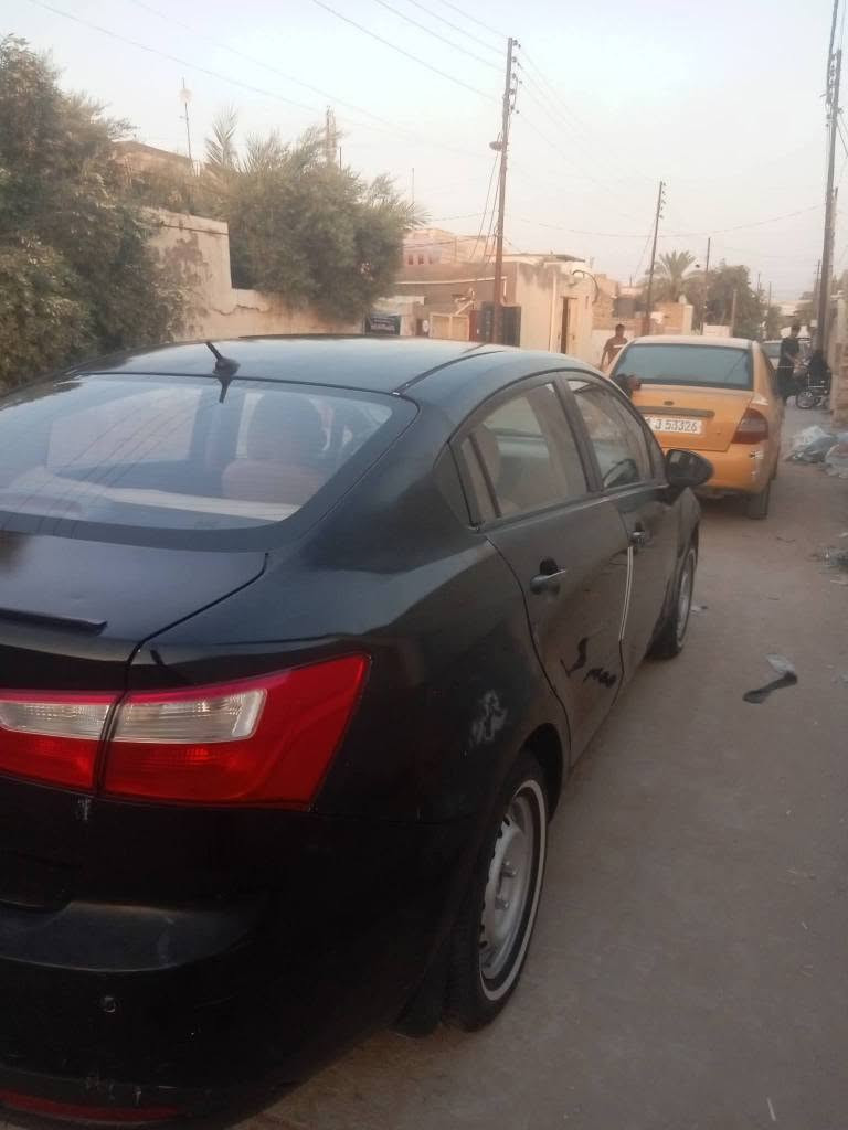 السلام عليكم كيا ريو قادسية انكليزي موديل 13 سيارة جاهزة كير مكينة حدادية تبريد تخم تاير السعر ٥٠ وعليهة غرامة ٤٠٠ السيارة جارة تحتاج صبغ بيهة جاملغ خلفي وباب الصدر مصبوغ مكان السيارة ديوانية مالك ديوانية للإستفسار اتصل ***********///***********  ابو جعفر ديوانية, القادسية
