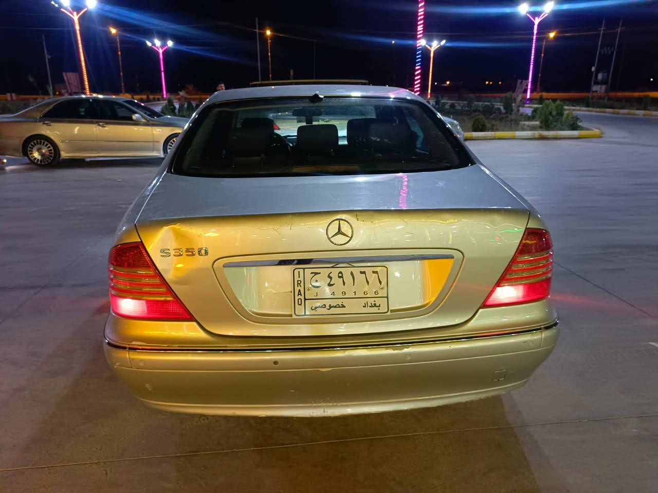 سڵاوی خوای گەورەتان لیبی ئەم سەیارەمان هەیەبۆفرۆشتن مارسیدزS350مۆدیل2004سەیارەکەمان بڕاوەیە هەتابڵی سەیارەکی جۆانە وەکومۆاسەفاتیش قەپات مۆاسەفاتە فولە سەیارەکە سڵایتە ئاوینەکارەباو هیترەکوشن جڵدو هیتەرە3مۆد کوشن خەزنە سوکان کارەبایەتەبریدساردگەرم تەبردی مەرکەزیشەچوارکوشن کارەبایە سەلاجەیە سەیارەکە فول فولە ئەوەی لەم سارەنەی هبی و لی خوڕیبی ئەزانی چۆنەو چی مۆسەفاتیکی تیایە هەرکەس حەزی لیەتی چات کات یان تەلەفون***********لەسەر ڕۆخسەتی ئەت مینی گوڵ
