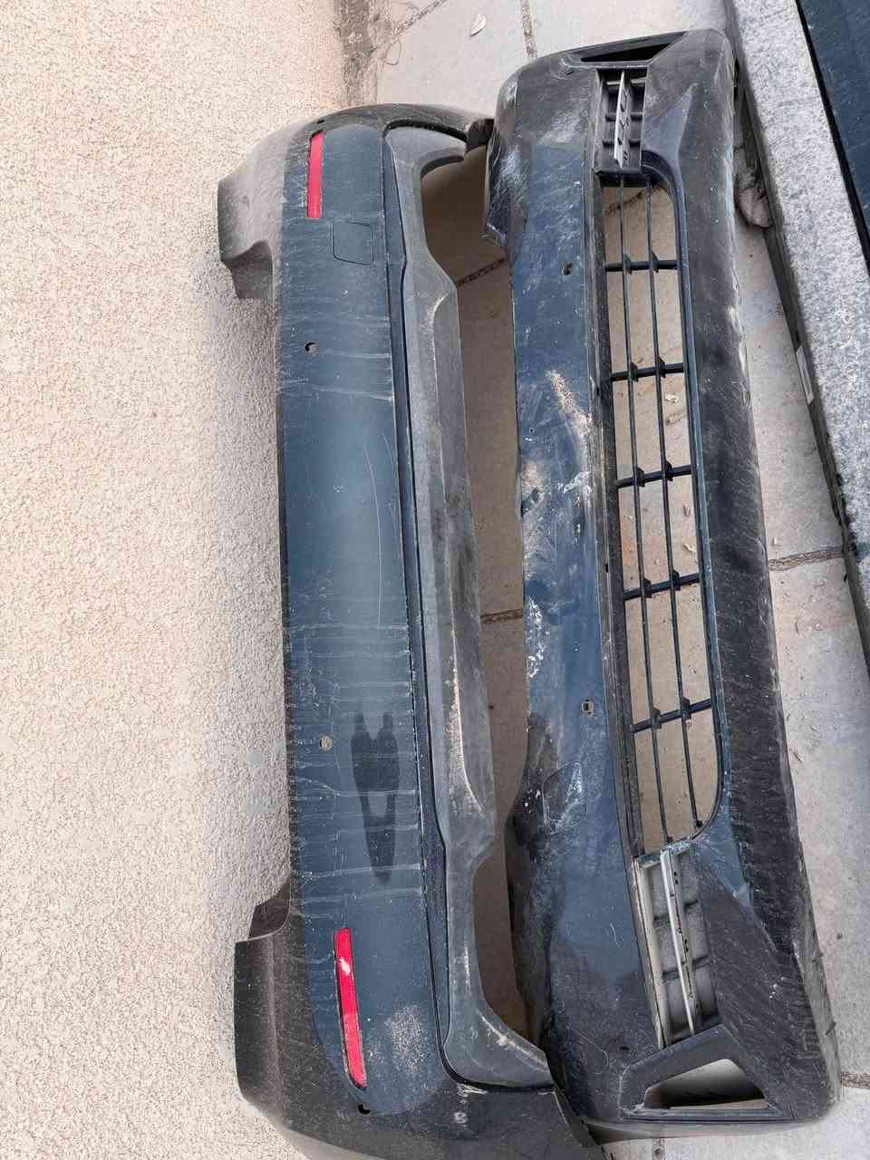 سلام عليكم 
غراض بي ام 2022 G30 530i
دعاميات امامي خلفي بلادية لون اسود ميتاليك شذرة
دوسات يمين يسار لون اسود ميتاليك شذرة 
شباك نيكل بلادي 
المنشور يحتوي على صور و فيديو 
للاستفسار خاص او اتصال على رقمي مكانها بغداد *********** @
