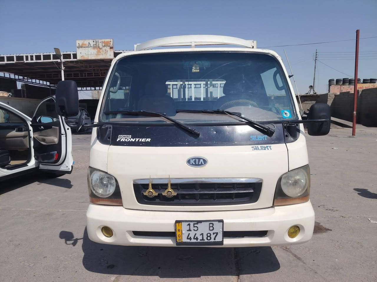 متاح كيا فونتيرا ام عيون للبيع موديل 2002
السياره جاهزه من كلشي مكفوله  محرك كير مكفول السياره رقم أنبار رقم انكليزي بأسمي التحويل ثاني

نظام حاكيه

قماره ثابت

كهربائيات كلها شغاله

مرايات كهربائيه 

نظام سنتر لوك للأبواب

وبيها هواي تفاصيل للأستفسار *********** 

مكان السياره الانبار الرمادي

السعر ٧٨ ورقه وبيها مجال قليل
