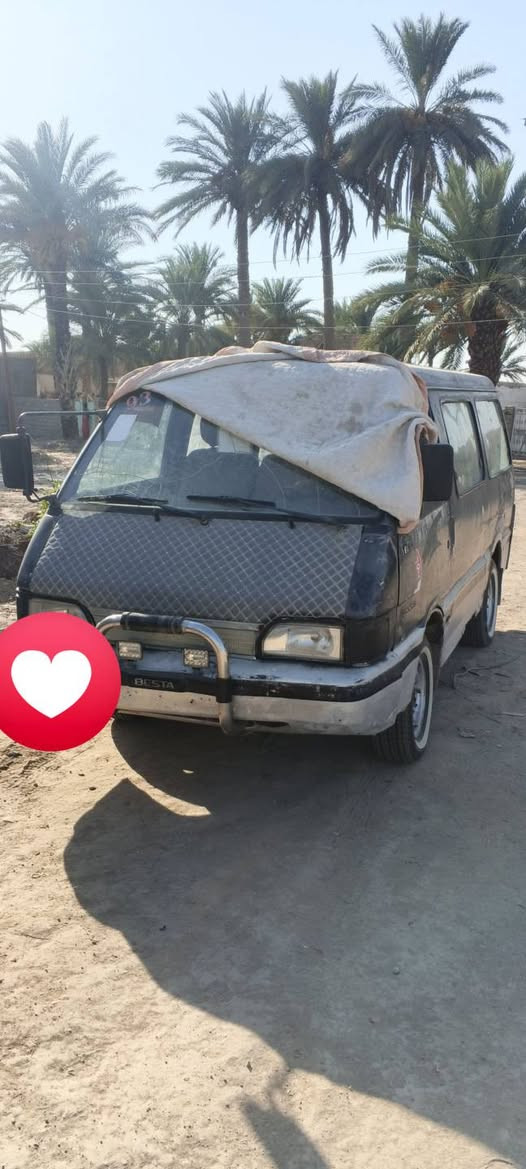 السلام عليكم كيا بستا موديل 94 رقم ديالي لماني مالك ماواصله ابيع هلموجود سياره كير ومحرك واكسل 
مكفولات كهربايات كله شغاله دوشمه جديده مكان سياره دوانيه سنيه السعر 18 وبيه مجال للشراي مامتواحد ع فيس اني مكلف بلنشر صاحب سياره رقم ‏‪***********‬‏

