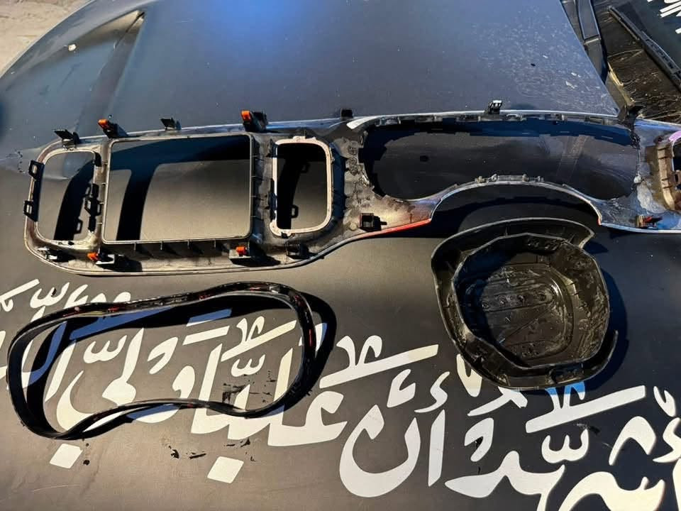 غراض جارجر التفيده يراسلني
مكاني بغداد
***********
