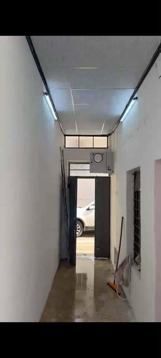 السلام عليكم
///عروض عقارات مساكن الخير////
للبيع ...للبيع....للبيع

1️⃣🟩  دار ملك صرف سند طابو📜📜📜📜 موقع مميز

2️⃣🟨 التفاصيل:-
غرفتين نوم وصالة استقبال وخدمات ومطبخ سيراميك وسطح كاشي 

3️⃣🟥📐المساحة📐: 100 متر واجهه5متر وعمق 20 متر .اتجاه قبله

4️⃣🔶️🌍 الموقع:- موصل الجديدة.منطقة الاغوات خلف عمارة الحديدي.ومقابل جامع الاغوات.

📞📞📞☎️☎️☎️للأستفسار أكثر☎️☎️☎️📞📞📞
***********
***********
عقارات مساكن الخير
🔰ملاحظة:- المكتب مجاز رسميا. غير مسؤولين عن اي عروض خارج المكتب  تروج بأسم المكتب.
🌍 عنوان المكتب حي الثورة الشارع الرئيسي ضمن محلات بيت هكوري قرب جرزات وحلويات الأمين. موصل, نينوى
