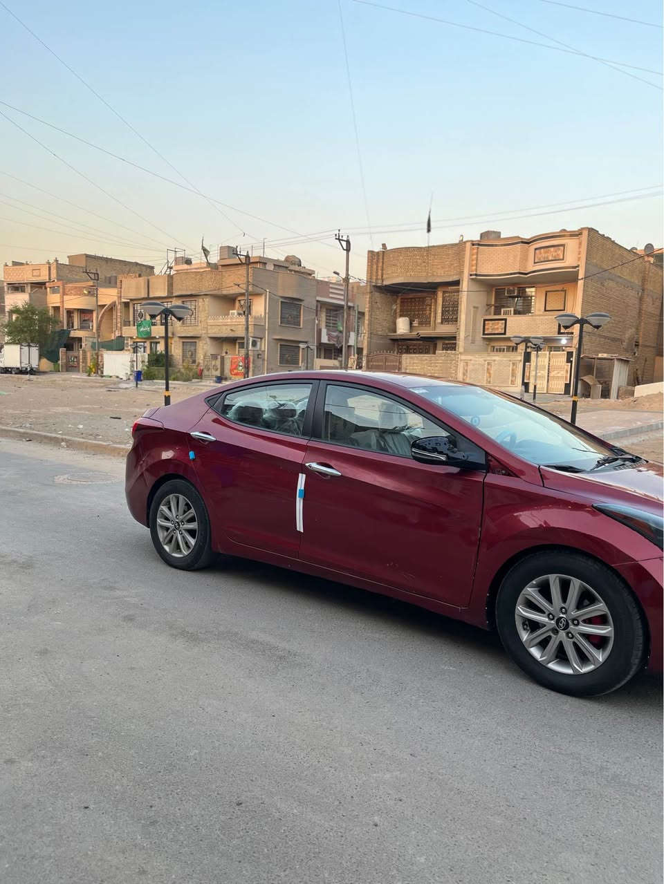 السلام عليكم النتره ٢٠١٦ رقم بغداد تحويل ثاني يوم الساره وارد أمريكي بيها جملغ وبنيد من امريكا وبل عراق  هم بيها جمالغ وينيد اسياره  كلش حلوه مكينه كير جداد تبريد بس نقص راديتر سعرها ٨٢ وبيها مجال بسيط مكان الساره بغداد الجديده  استفسار اكثر اتصل اشراي تصل 
***********
*********** بغداد, العراق

