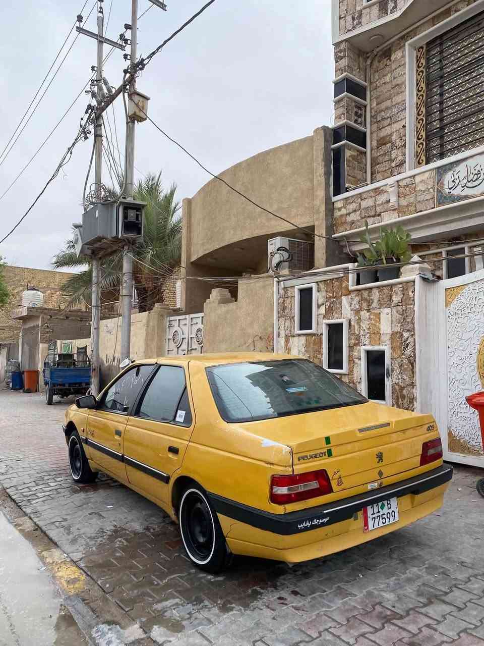 السلام عليكم بيجو405مديل 2012 رقم بغداد انكليزي مصفره خط وبحث سنويه ل31مكينه وكير خير من الله كهرباءياته كله شغاله دواخله جديده لسياره بدون صبغ بلاديه مرتبه وجاهزه لسعر 32وبيه مجال لشراي بيع او مراوس اتصل مكاني بلكوت ***********

