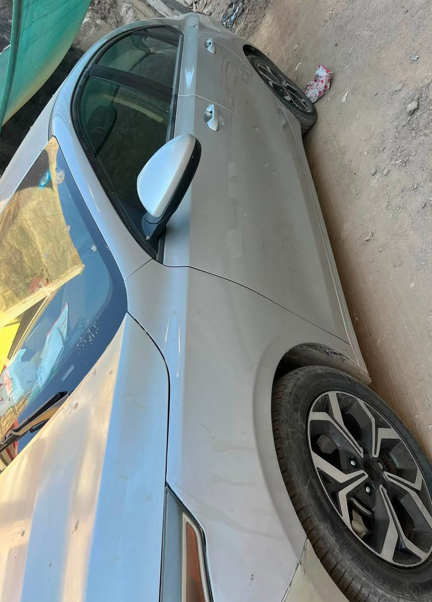 سلام عليكم
فورتي للبيع موديل 2021 رقم بغداد كير At المرغوب السياره جاهزه من كلشي ما بية اي نقص حادث السياره بنيد بدون ايرباك
رقم الهاتف ***********
مكانها بغداد الدورة السعر ١٢٣
اخوان للمصداقية السيارة نشرتها حتى بلا ما اغسلها ولا المع صورها وبالحقيقه احلى من الصور

