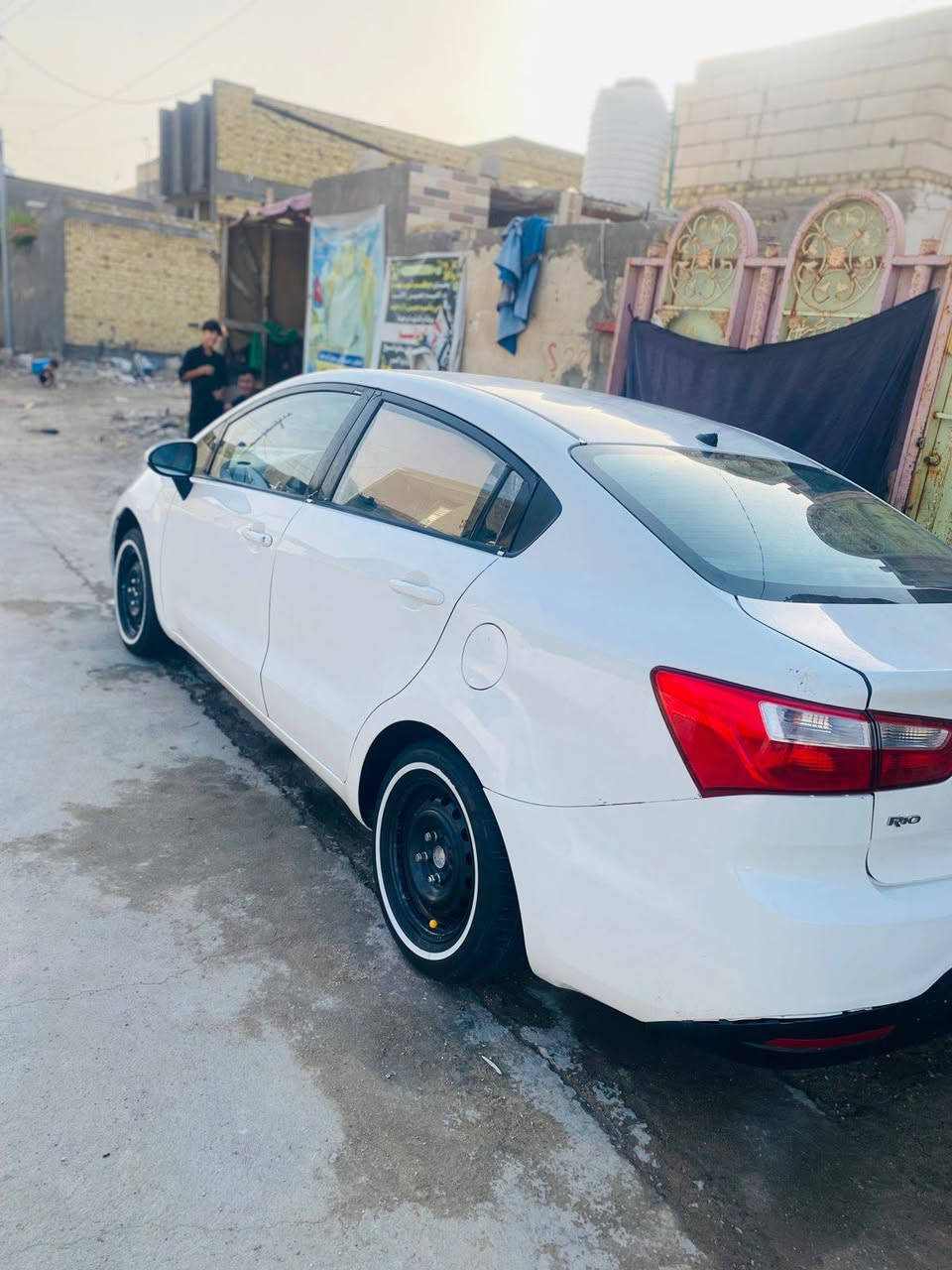سلام عليكم كيه ريو موديل 15خليجي سياره جاهزه كير ومكينه 1600حداديه تخم تاير كهربائيات تبريد ثلج مداور ثاني يوم مكان ناصريه الغراف ***********
