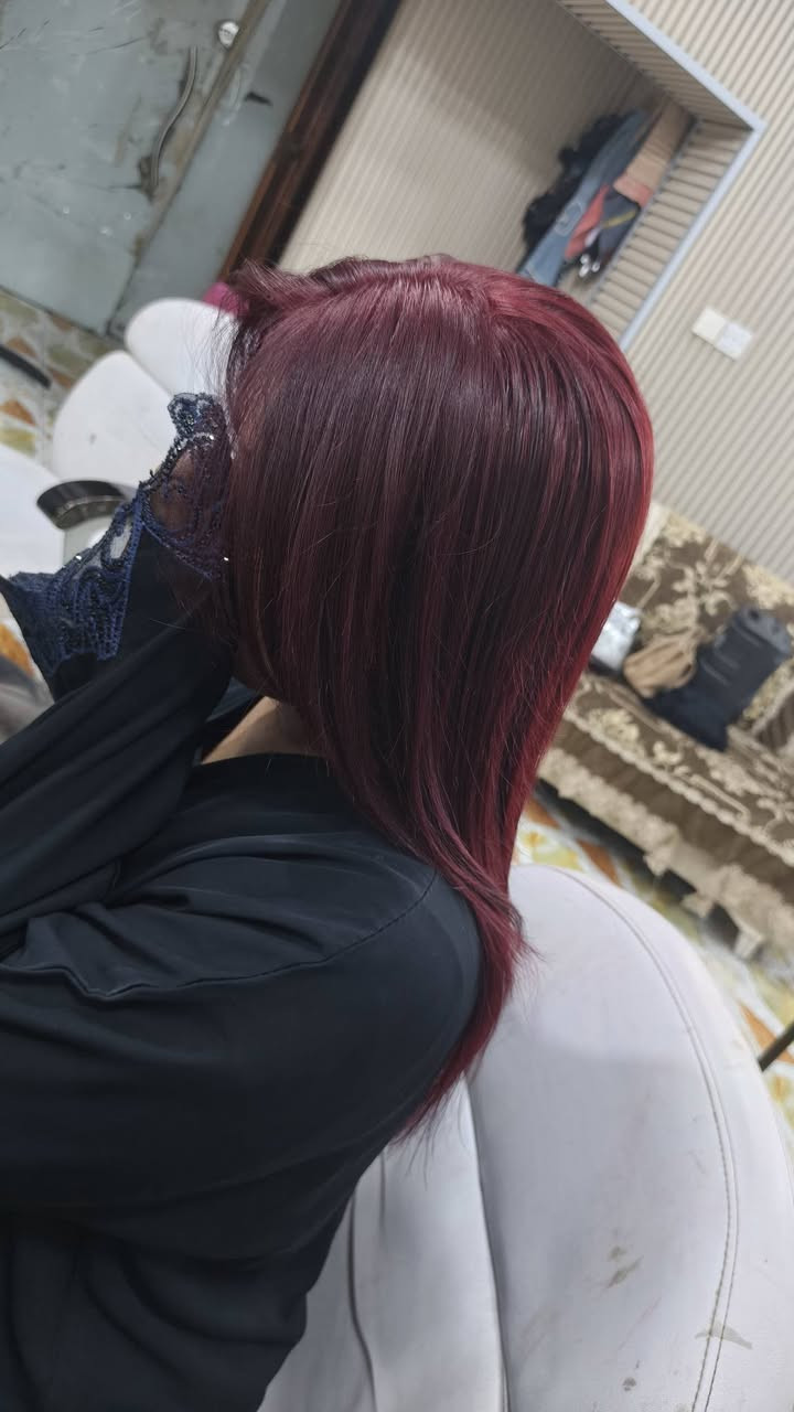 جمال لون الكرزي يابةةة❤️‍🔥❤️‍🔥🍒🍒
صالون ڪوافيرة جنى 🤍
العنوان.. 
بابل _المسيب_حي المعلمين الاولى _فرع مطعم المعموري *
للحجز خاص او الاتصال على الرقم واتساب ***********
