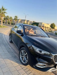 MG-HS-20T مواسەفات HS مۆدێل-٢٠٢٢ داخلی-قەیسی  رۆشتوە136000km  رەقەم مۆ...